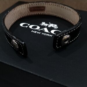 🖤Coach Snap Leather Bracelet - 7186GW
